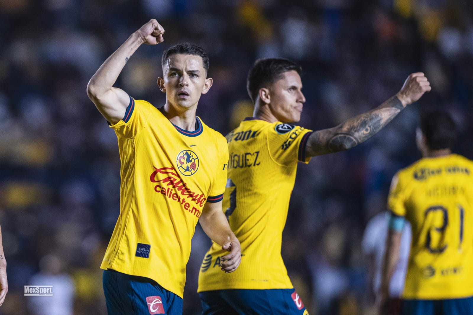 América golea a Chivas y los elimina de la Concacaf Champions Cup