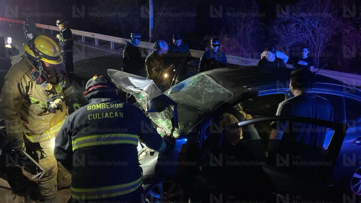 Aparatoso accidente deja a dos mujeres y un hombre lesionados por La Costerita, al sur de Culiacán