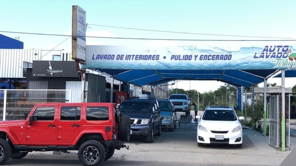 ¡La dejó lavando y ya no la halló! Armados despojan Sierra 2022 en autolavado de Villas del Río, Culiacán