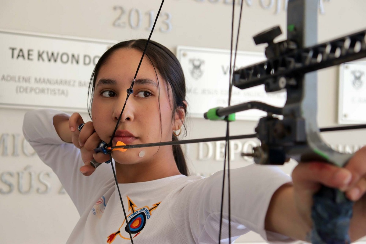 Alison Romero a los Juegos Nacionales Conade en Tiro con Arco