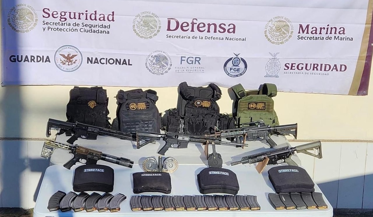 ¡Lo reportaron al 911! Aseguran vehículos, armas y municiones en Mazatlán
