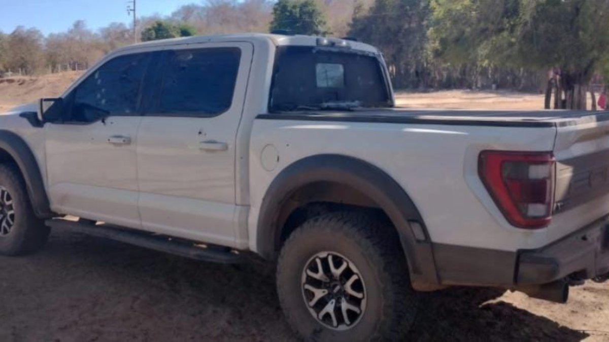 Atacan al Ejército y se desata enfrentamiento en Rosario; aseguran camioneta blindada