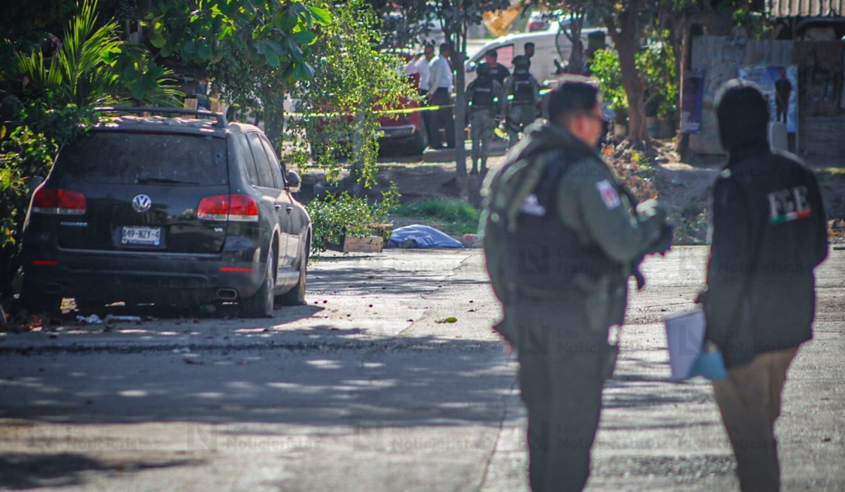 Ejecutan a balazos a joven tras una persecución en la 7 Gotas de Culiacán