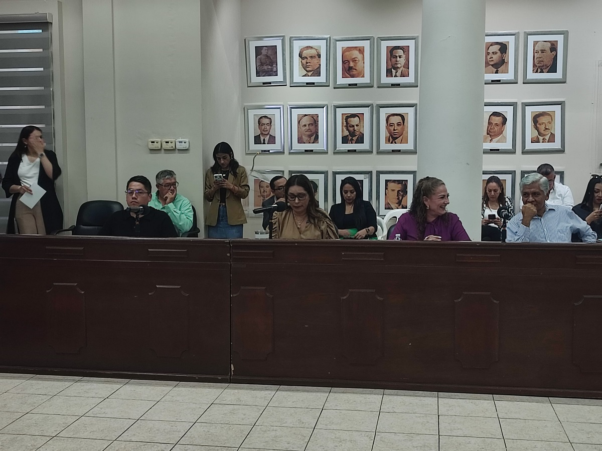 Enojadas regidoras en Mazatlán tras ser desairadas en Cabildo; señalan inseguridad y antigobernanza