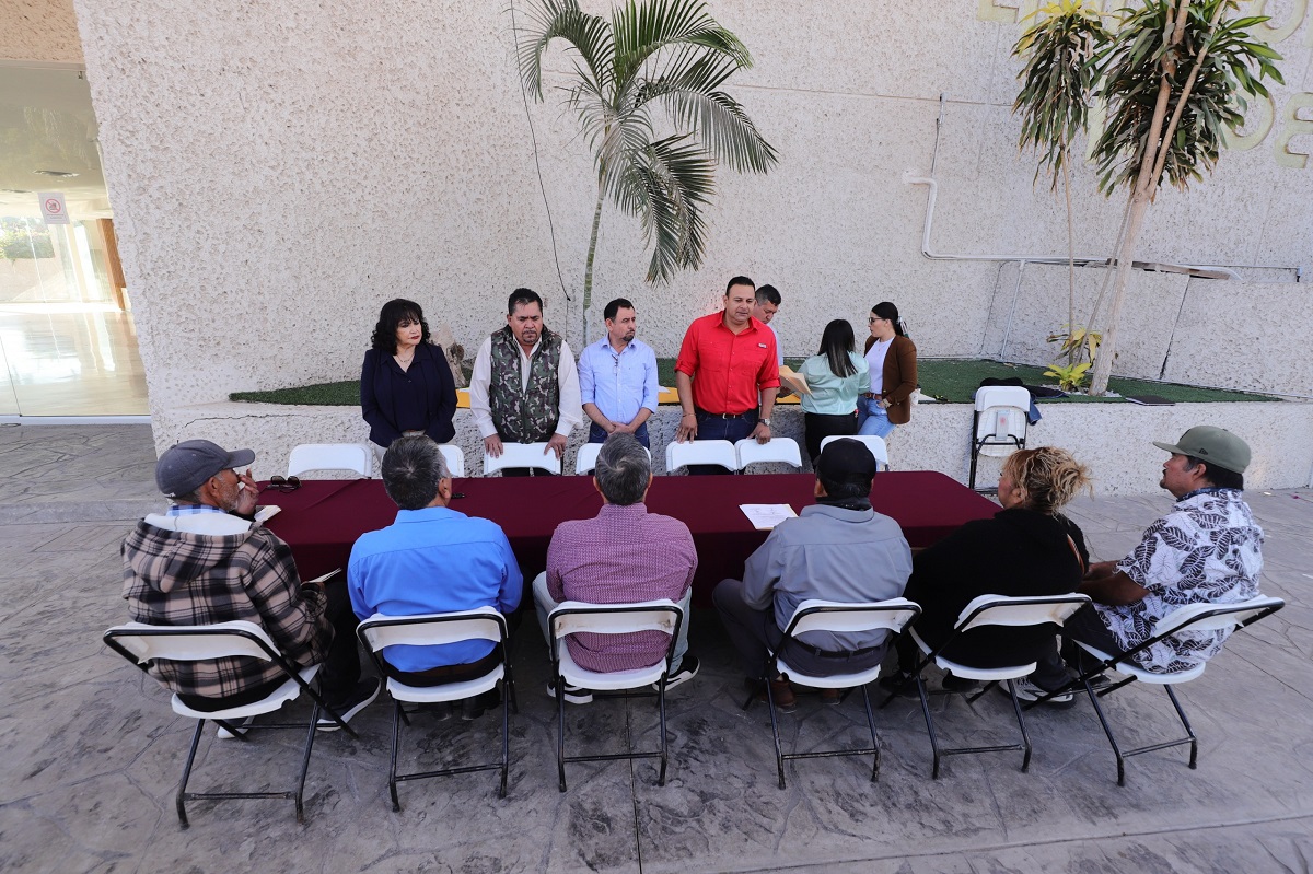 Hermanas de diputados, exfuncionarios y reeleciones: Así los candidatos a síndicos en Guasave