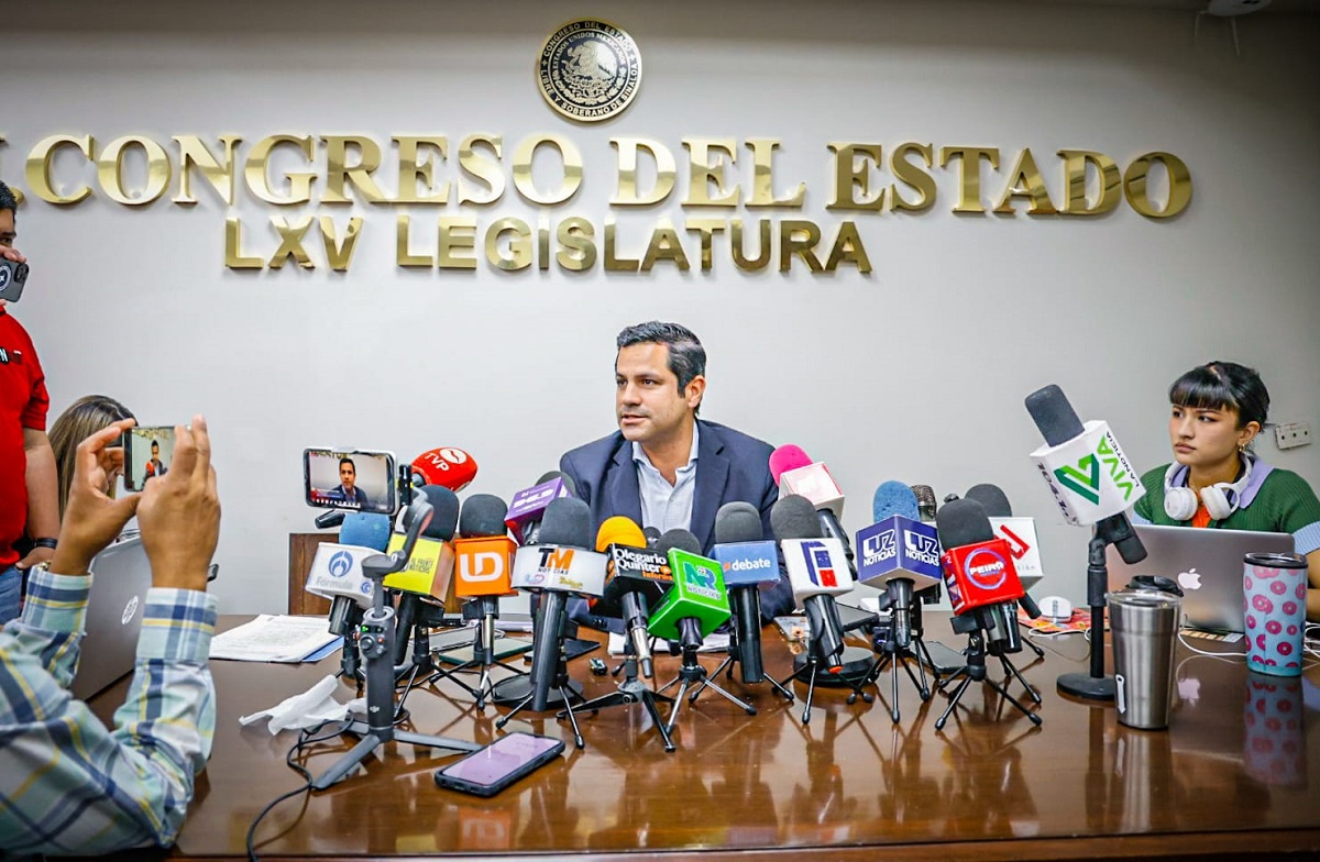 ‘Es momento de trabajar, no de pensar en cargos’: Carlos Escobar sobre aprontados a la gubernatura por Morena
