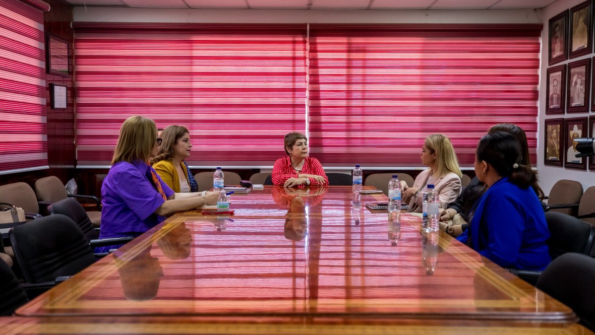Proyectan reubicar carreta de Mujer Productiva al Malecón de Guasave; buscan apoyar a mujeres indígenas