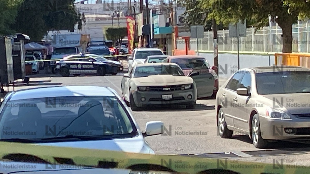 Ejecutan a balazos a comandante policíaco en pleno centro de Navolato