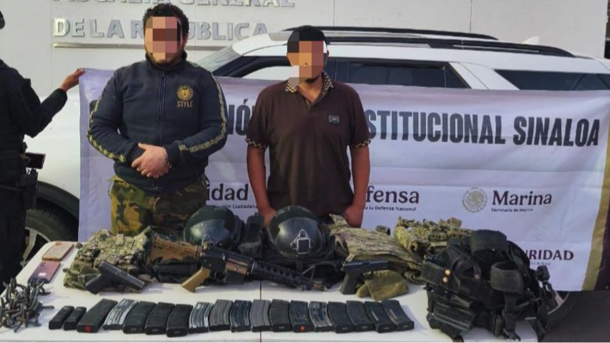 Detienen a dos civiles armados con camioneta robada en Culiacán