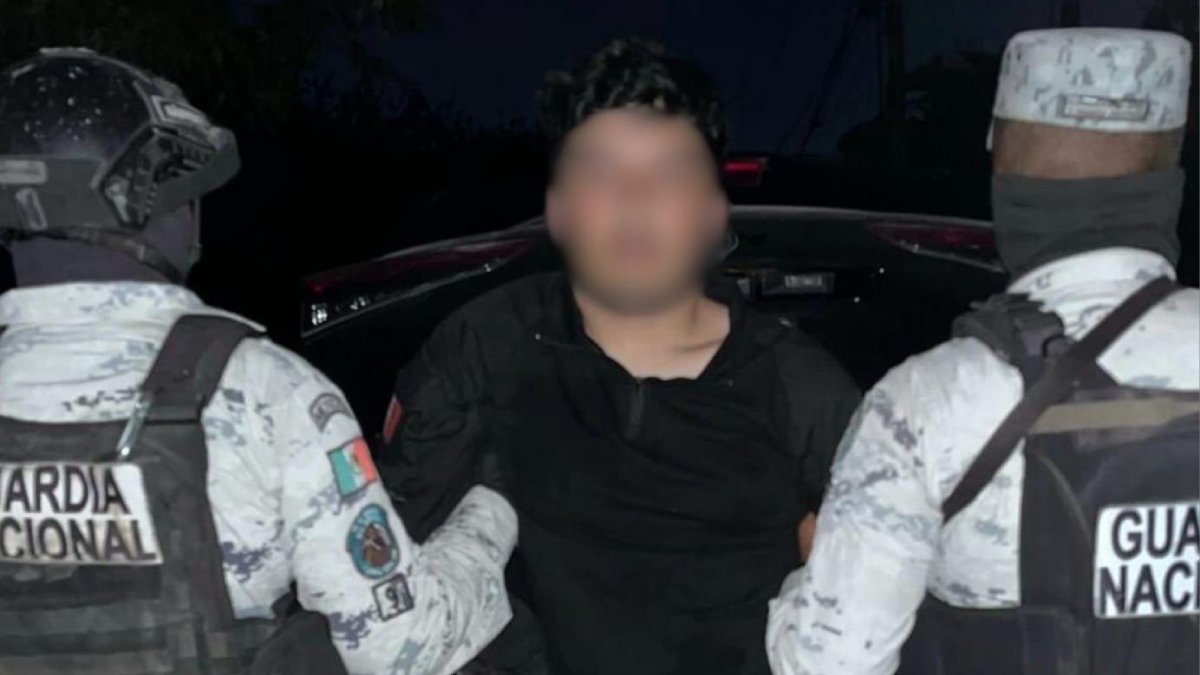 ¡Traía un ‘cuerno de chivo’! Detienen a sujeto con Highlander robada en Culiacán