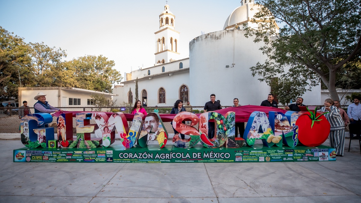 Estrenan letras turísticas en Gabriel Leyva Solano, Guasave