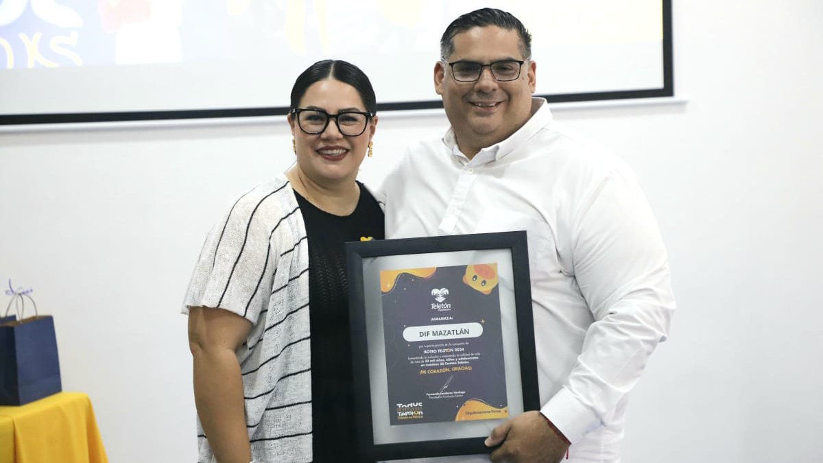 DIF Mazatlán recibe reconocimiento por su apoyo al Boteo Teletón 2024