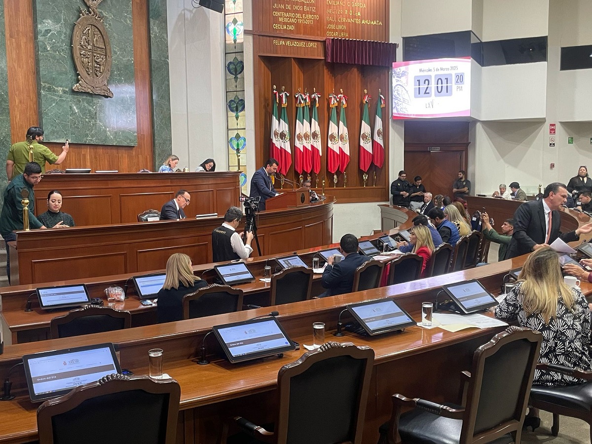 Diputados de Sinaloa, menos los del PRI, firman posicionamiento en respaldo a Sheinbaum ante aranceles de Trump