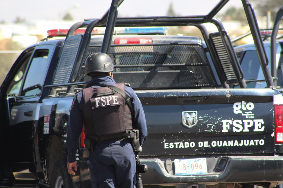 Su padre se resistió a ser arrestado… niña muere tras quedar entre balas cruzadas de ministeriales y escolta