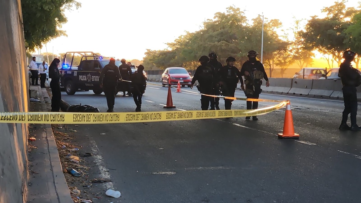 Abandonan cuerpo embolsado debajo del puente de La Primavera, en Culiacán
