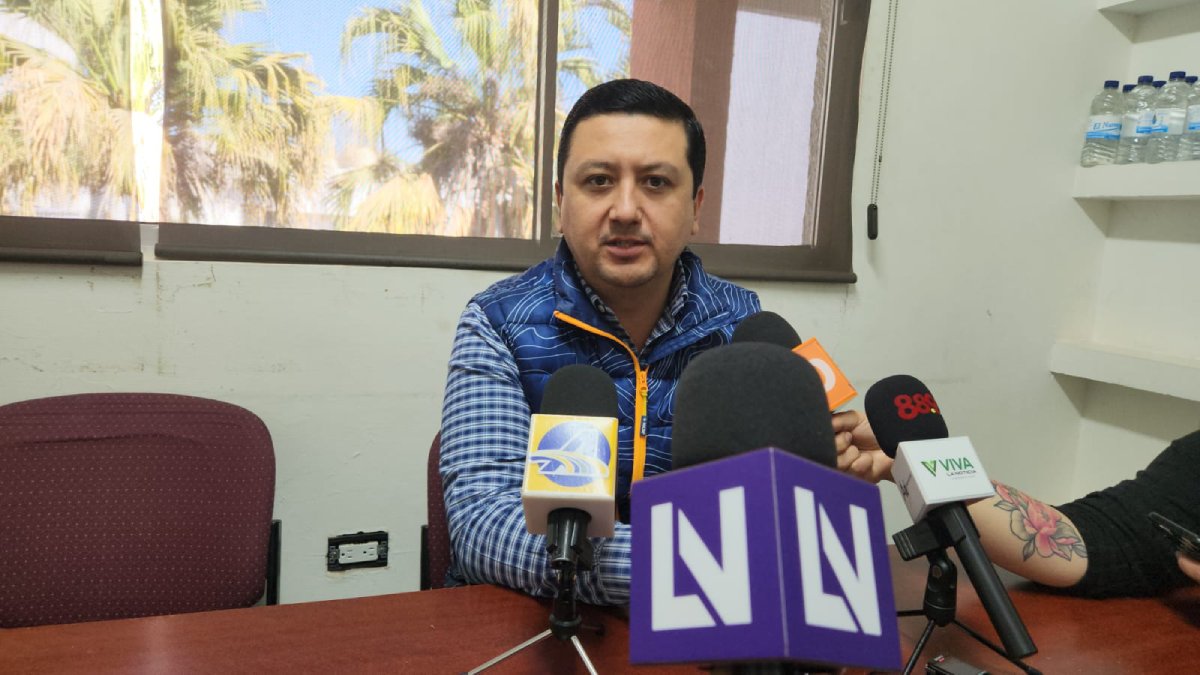 Agredió agentes, huyó del alcoholímetro; pero policías no traían bodycam: Secretario sobre ciudadano sometido
