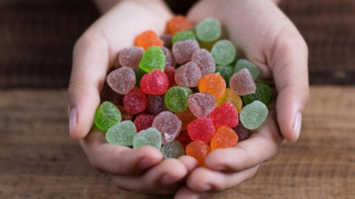 Consumo de gomitas de mariguana provoca hospitalización de 11 estudiantes en Nueva York