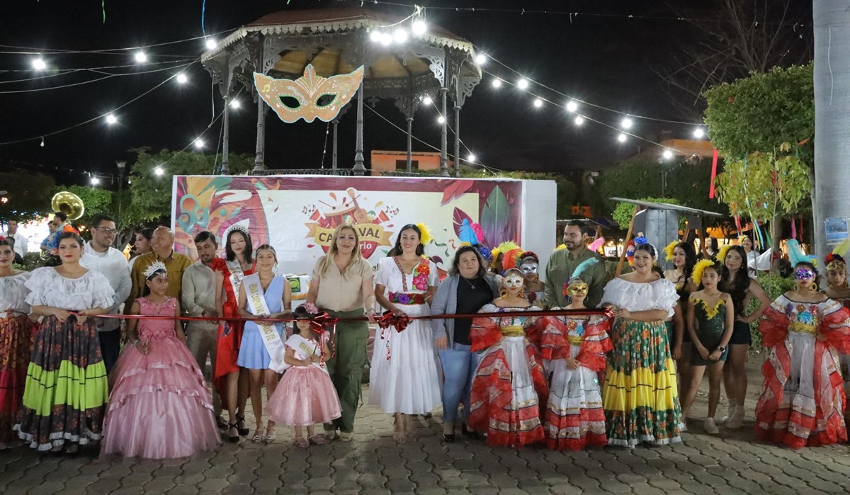Arranca el Carnaval de Rosario 2025 con gran entusiasmo