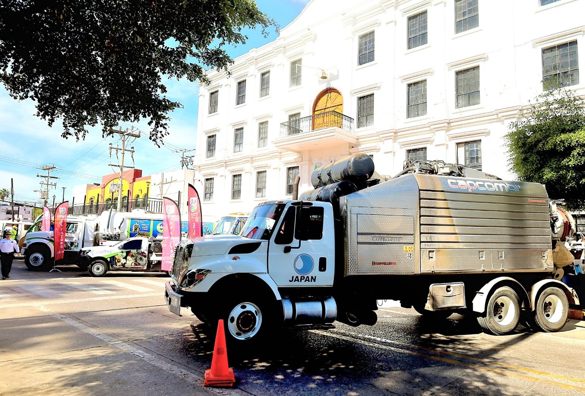 ¡El Futuro es Hoy en Navolato! Arranca gobierno municipal con limpieza profunda y desazolve de drenajes