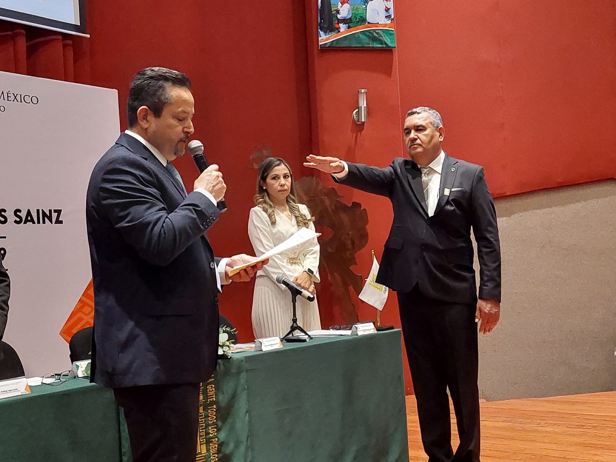 Rinde protesta Jesús Rodolfo Cuadras Sainz como nuevo rector de UAIM