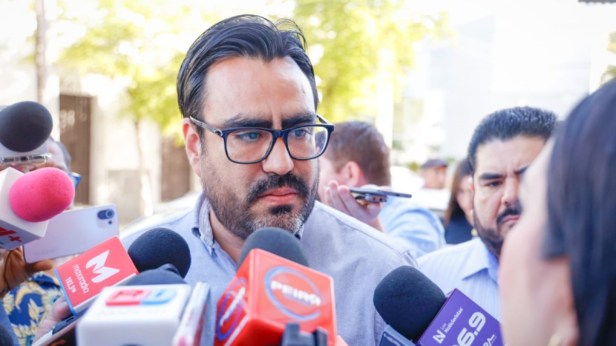 Familiares de policías asesinados pidieron que no se despidieran con honores, no se les ha abandonado: Gámez Mendívil