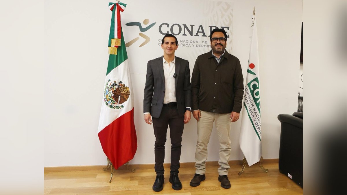 Juan de Dios Gámez se reúne con el director de la Conade, Rommel Pacheco