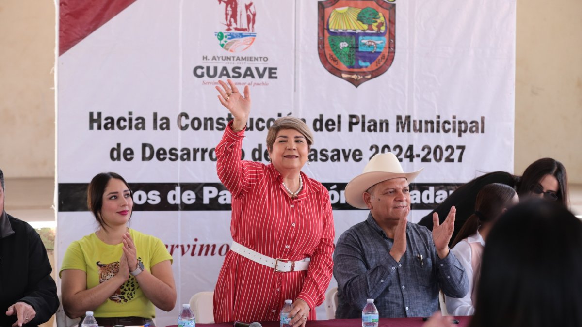 La Secretaría de Obras y la Ceapas evalúan proyectos de agua, drenaje y pavimentación en Guasave