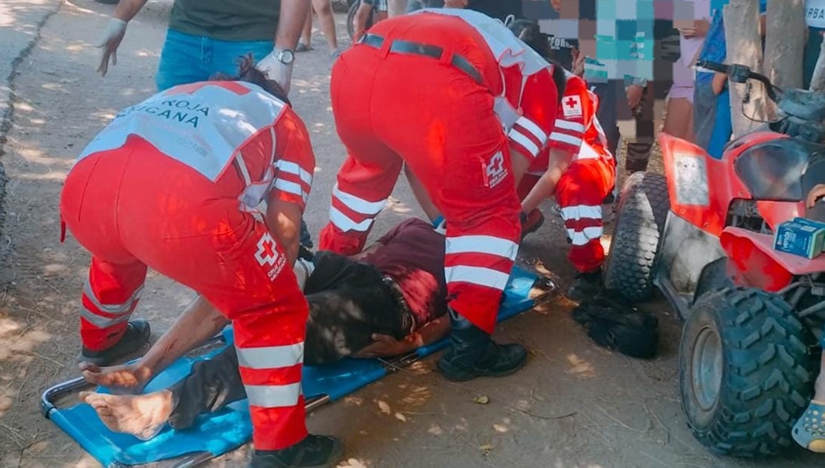Menor de 12 años atropella a hombre en La Brecha, Guasave