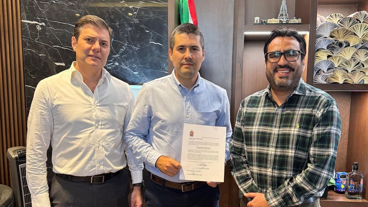 Juan de Dios Gámez nombra a Miguel Ángel Calderón como director de Asuntos Jurídicos del Ayuntamiento