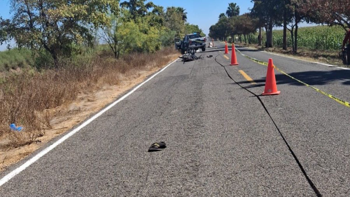 Muere motociclista al ser arrollado por la carretera que va a Casa Blanca, en Guasave