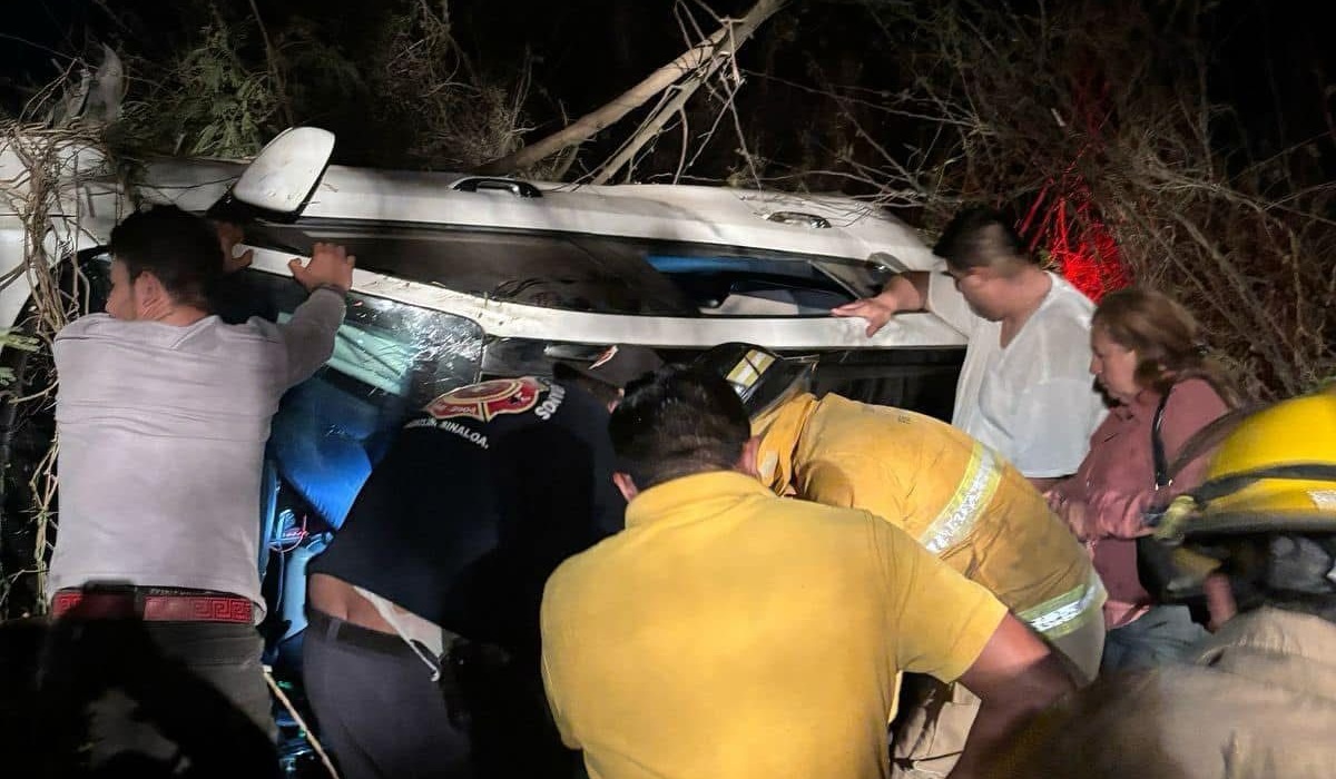 Gestionarán alumbrado en tramo federal donde menor perdió la vida tras volcadura al sur de Mazatlán
