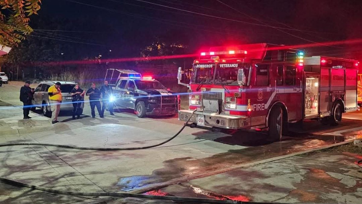 Pareja es privada de la libertad y su vivienda es incendiada, en Mazatlán