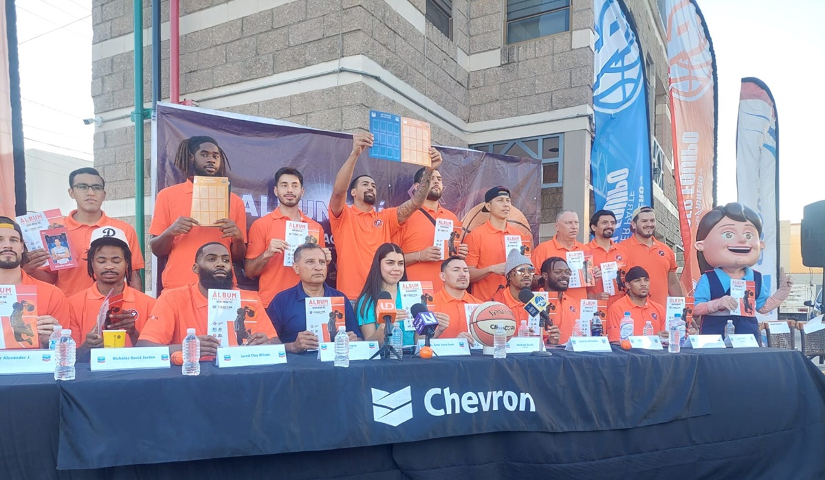 Presentan álbum conmemorativo por los 25 años de la Liga Chevron Cibacopa en Los Mochis