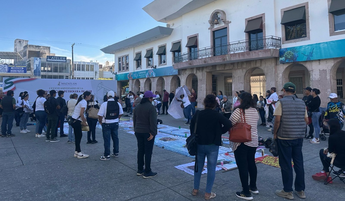 ¡Teuchitlán nunca más! Gritan por sus desaparecidos en Mazatlán