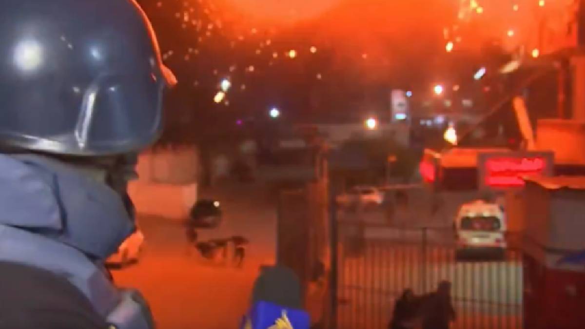 Impactante bombardeo en vivo a hospital en Gaza | VIDEO capturado por reportero de Al Jazeera