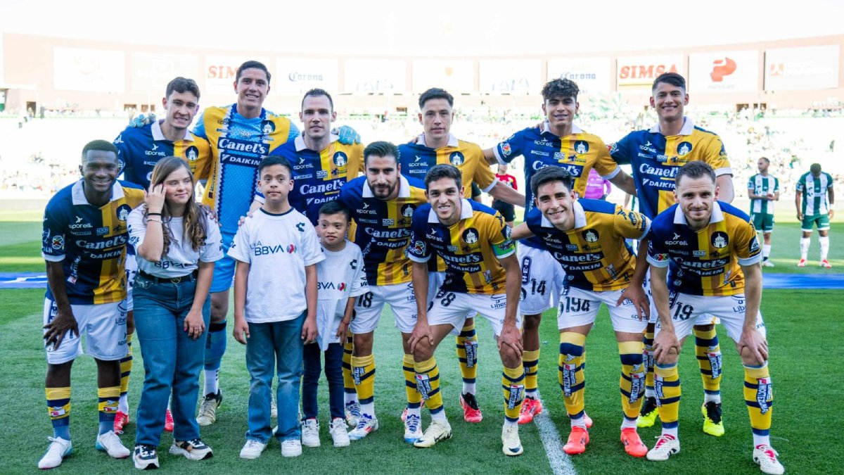 San Luis viene de atrás y hunde al Santos