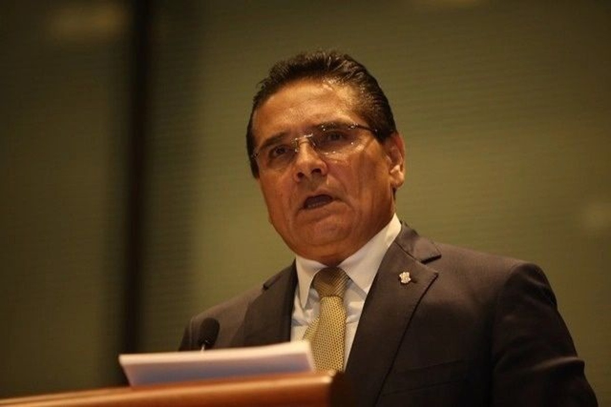 Ordenan captura de Silvano Aureoles; detienen a Carlos Maldonado, el tesorero de su administración