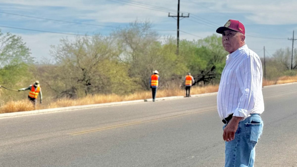 Intensifican trabajos de limpieza en carretera El Fuerte-Choix de cara a Semana Santa