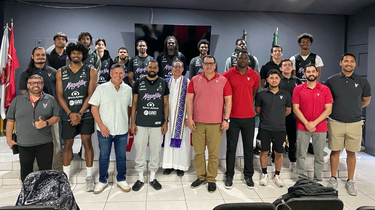 Previo al inicio de temporada, Venados Basquetbol Mazatlán celebra su tradicional misa