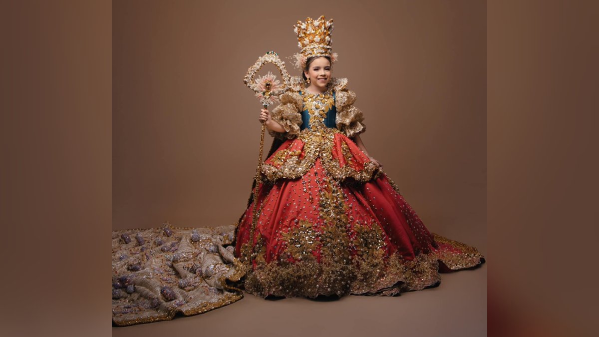 ‘Momo’ crea vestuario de ensueño para Ximena Lizárraga, Reina de la Poesía Infantil