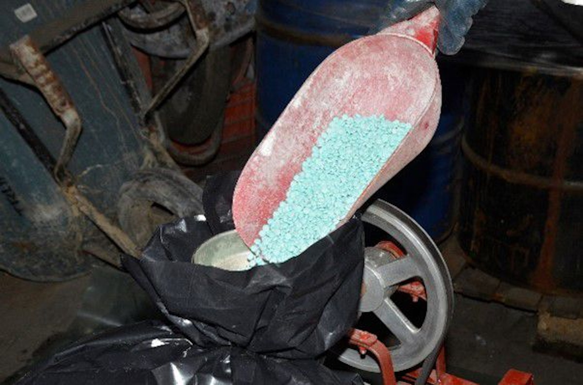 Casi medio millón de pastillas de fentanilo y precursores, destruye FGR en Sinaloa