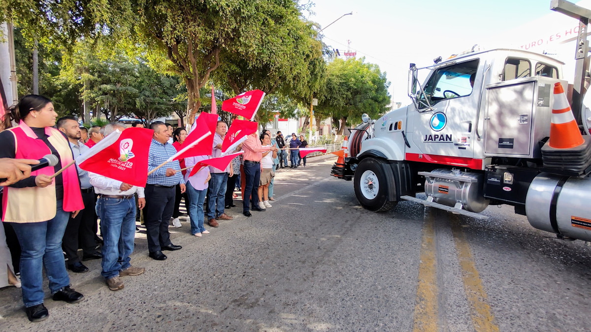 Pone en marcha Alcalde de Navolato nuevo camión Vactor para atender drenaje en sindicaturas