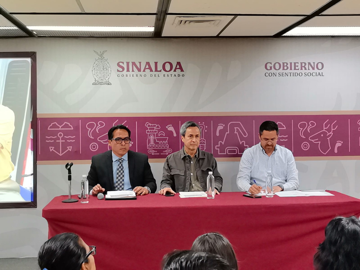 ‘A seguir sumando esfuerzos’; Inauguran SSA y PC primera generación de Técnico de Atención Médica Prehospitalaria