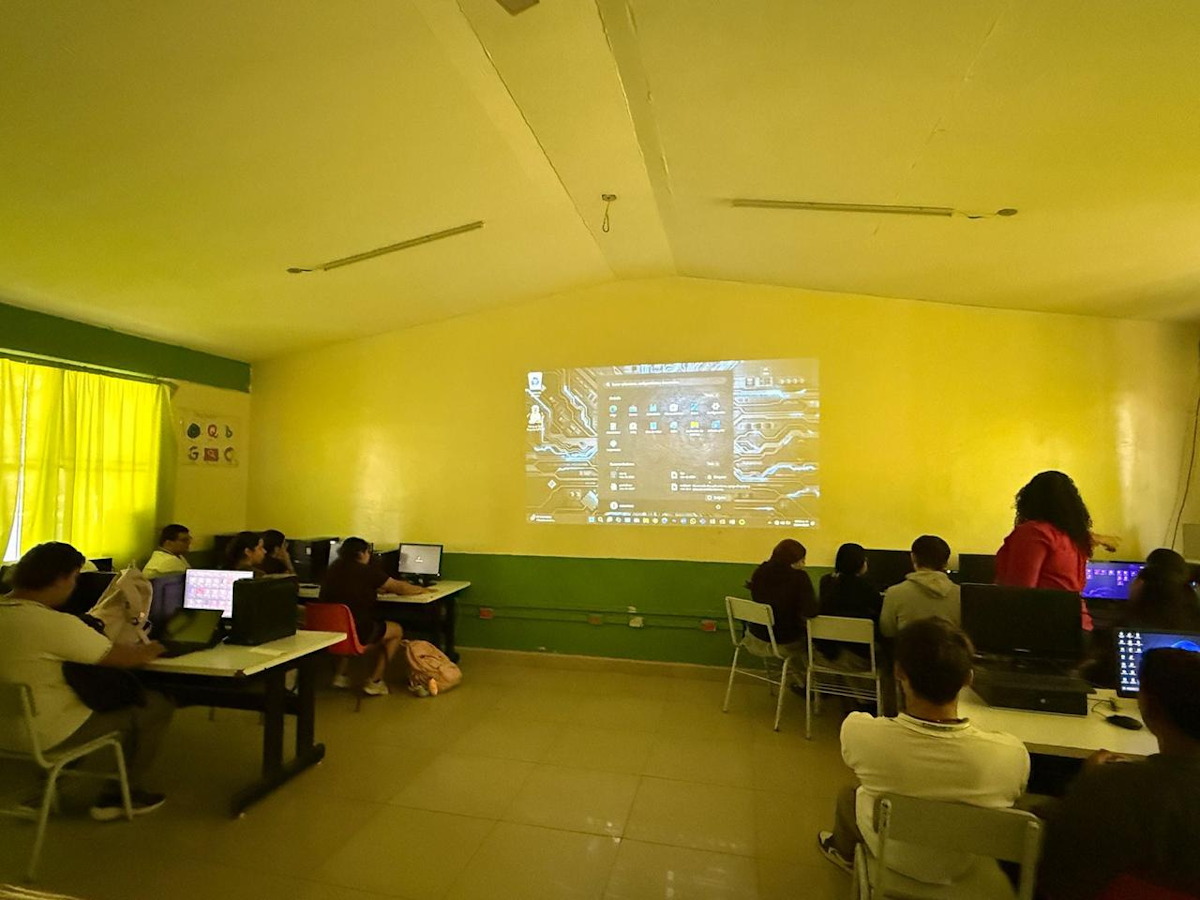 Llevará Gobierno de Mazatlán capacitación en informática a estudiantes de todas la sindicaturas