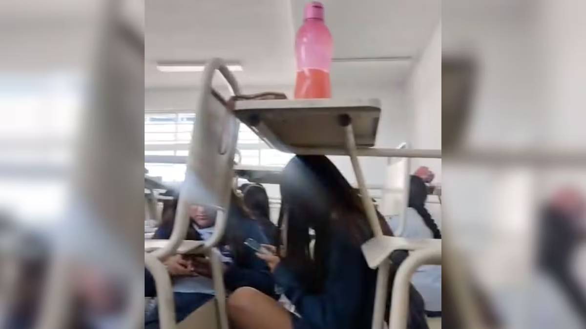 Momentos de terror: estudiantes se refugian durante balacera en Celaya (video)