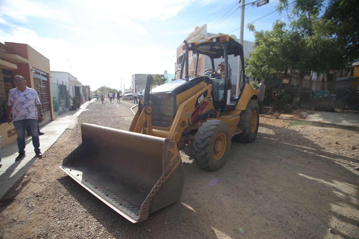 Van alrededor de 50 empresas constructoras que buscan participar en los proyectos de Mazatlán: Obras Públicas