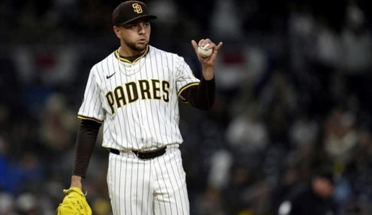 El mexicano Omar Cruz tuvo un debut de ensueño en Grandes Ligas