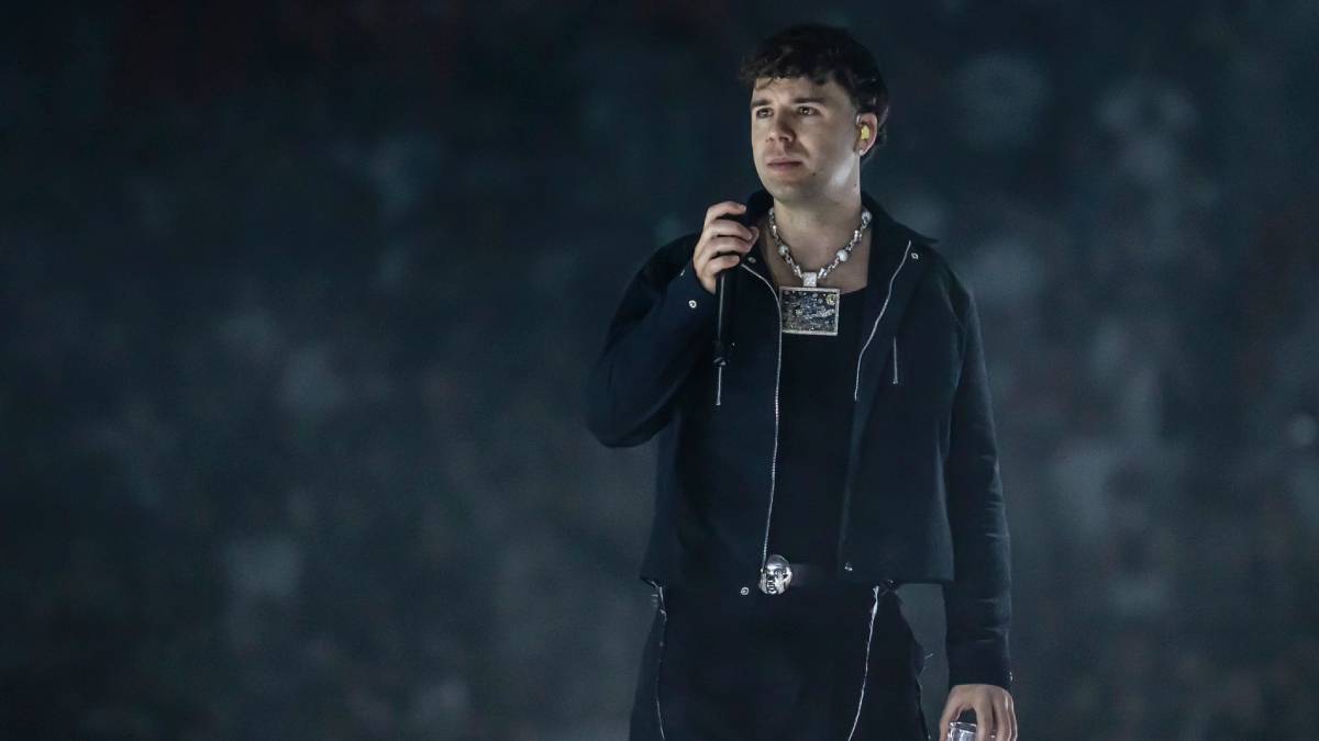 Grada colapsa en concierto de Quevedo dejando 3 heridos en Palacio de los Deportes de CDMX