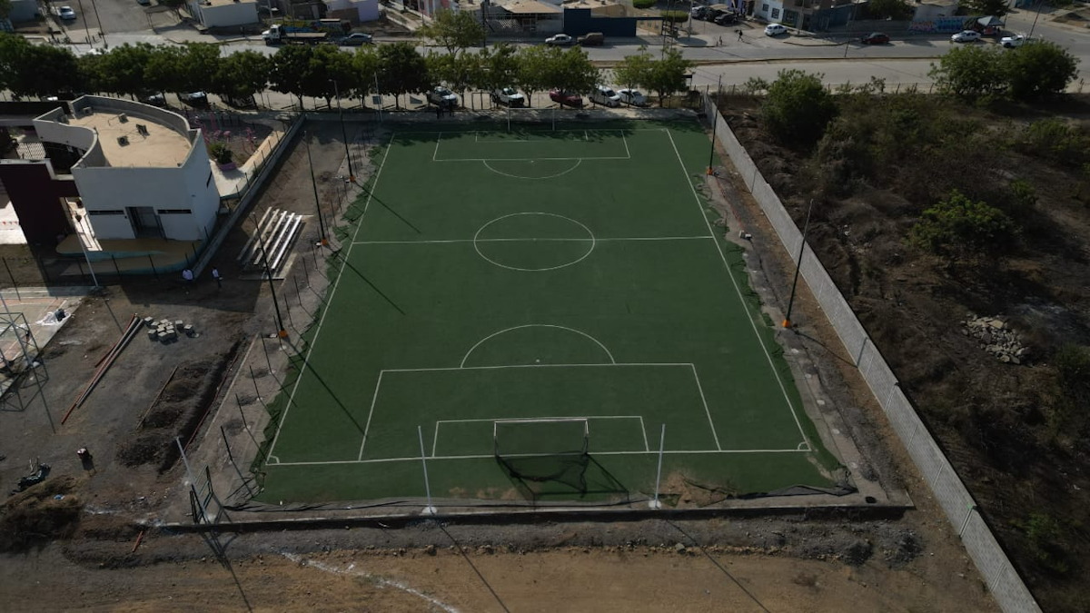 Al 50% de avance la rehabilitación de la Unidad Deportiva ‘La Riviera’ en Mazatlán