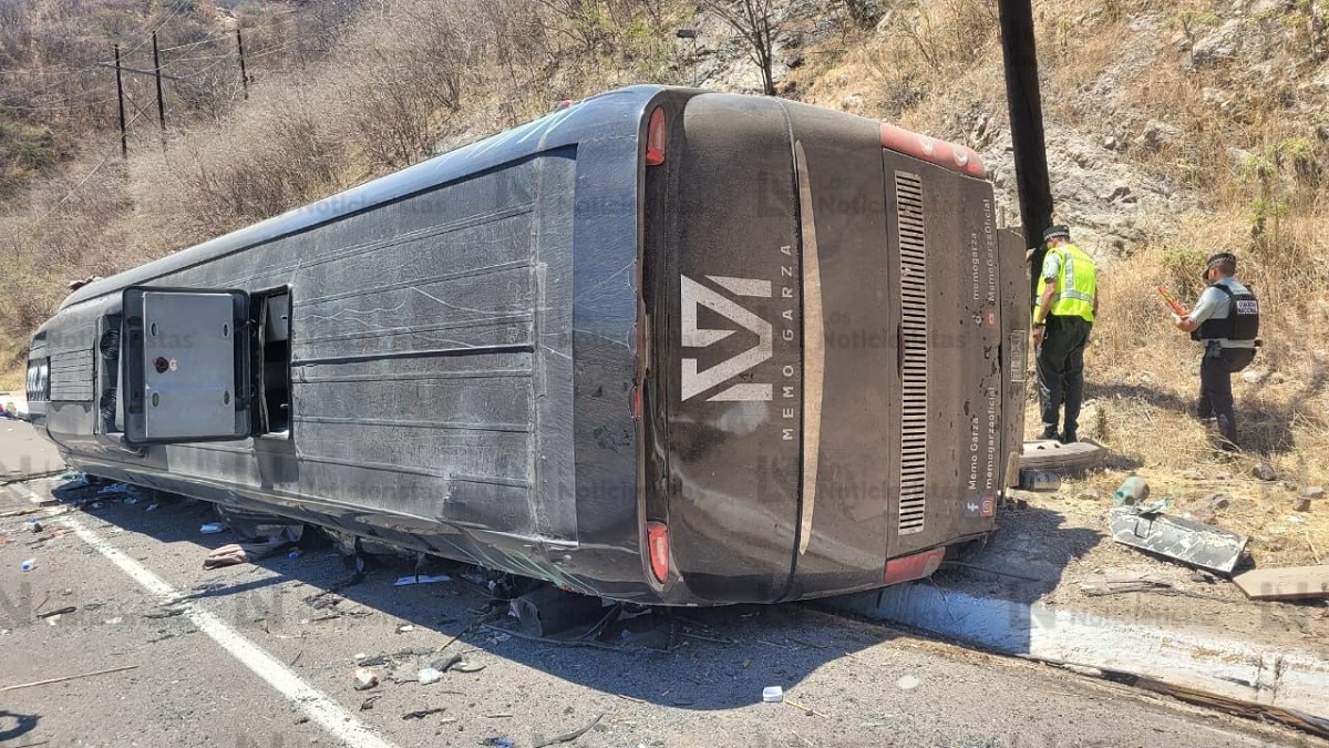 Memo Garza publica comunicado tras ‘camionazo’ de sus músicos; ‘Que todo esté bien, compa’: Edén Muñoz